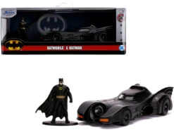 1989 Batmobile With Diecast Batman Figurine "Batman" (1989) Movie "DC Comics" "Hollywood Rides" Series 1/32 Diecast Model Car By Jada