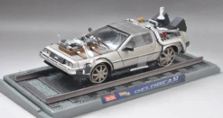 1/18 Sunstar DeLorean DMC-12 DMC12 Back To The Future III With Railroad Diecast Car Model