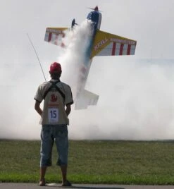 PowerBox Systems PowerBox Jet Smokepump, High Capacity -Best Toy Car gernot bruckmann zoom 1