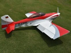 42% RV4 100-120cc White/Red ARF -Best Toy Car grpp rv4 wr