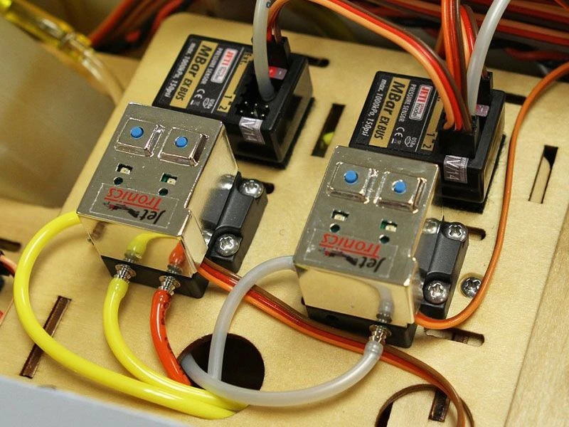 Jeti USA MBar EX Telemetry Sensor Air Pressure And Expander 4 Jeti USA MBar EX Telemetry Sensor Air Pressure And Expander - Image 2